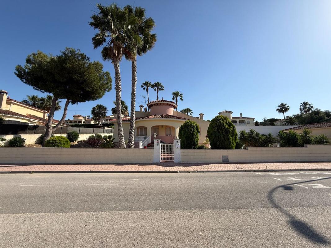 Sprzedaż niezależnego domku jednorodzinnego w Casa o chalet independiente en Del Mar, 67, Almoradí, Almoradí photo 1