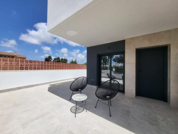 Chalet adosado en venta en  Chalet adosado en Avenida de la Venta s/n, Zona Pueblo, Pilar de la Horadada , Pilar de la Horadada photo 3