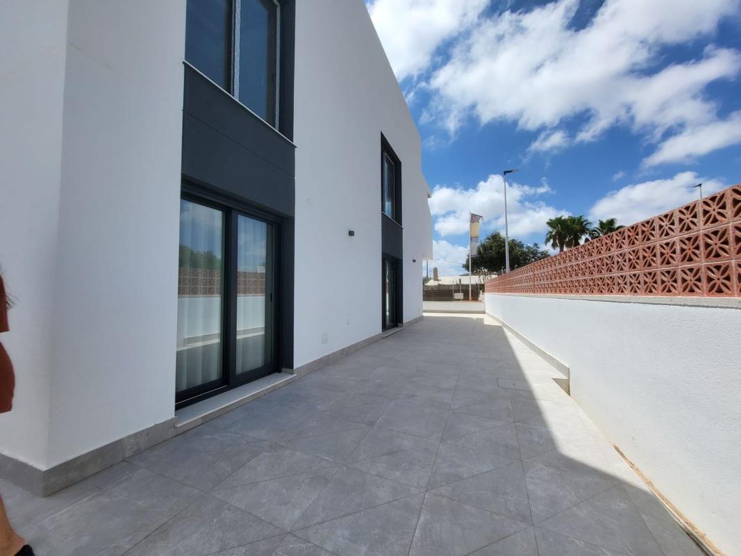 Продажа таунхауса в Chalet adosado en Avenida de la Venta s/n, Zona Pueblo, Pilar de la Horadada , Пилар де ла Орадада photo 5