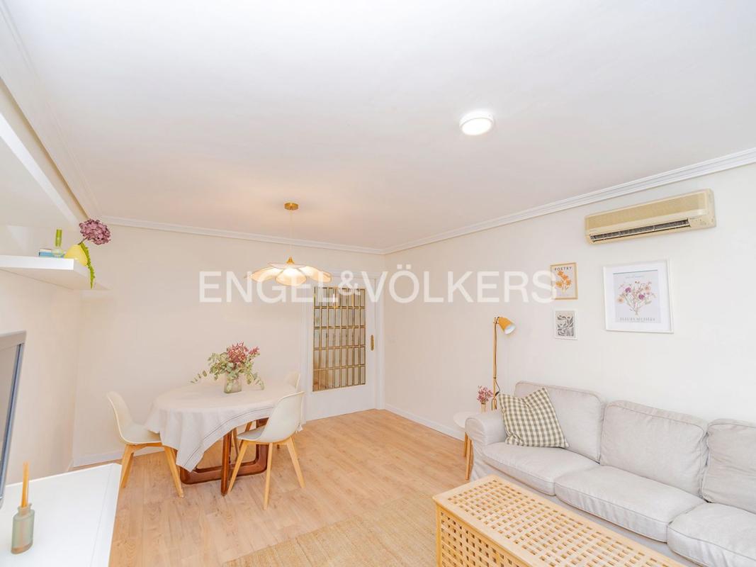 Sale of apartment in Piso en Calle San Vicente, 40, San Antón, Alicante / Alacant, Alicante
photo 4