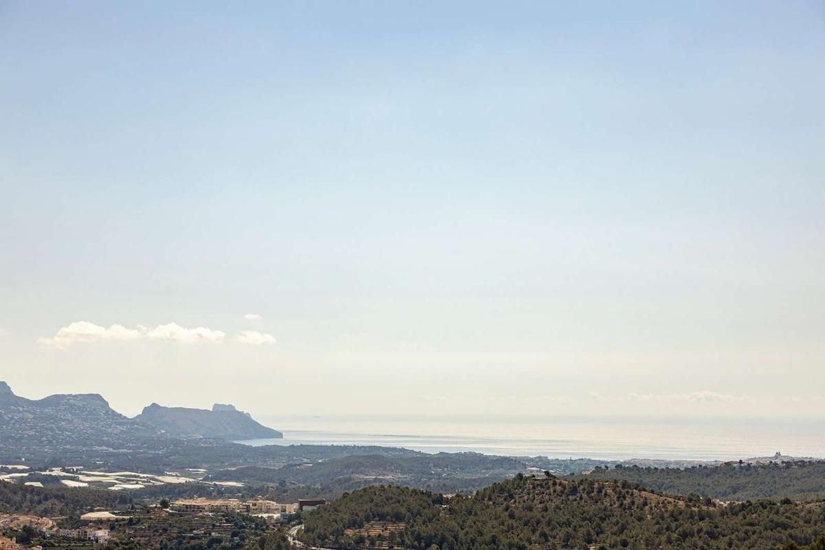 Sale of independent chalet in Casa o chalet independiente en Casco urbano, Polop, Polop
photo 5