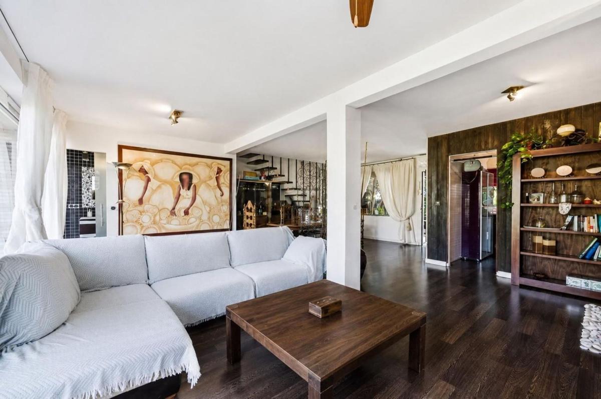 Sale of townhouse in  Chalet adosado en Cabo de las Huertas, Alicante / Alacant , Alicante photo 5