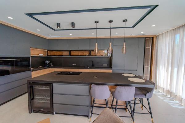 Частный шале на продаже в  Casa o chalet independiente en Centro de la Ciudad Quesada, Rojales, Рохалес photo 2