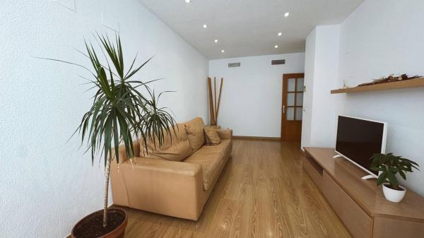 Sale of flat in Piso en Pueblo Levante, Benidorm, Benidorm
thumbnail 2