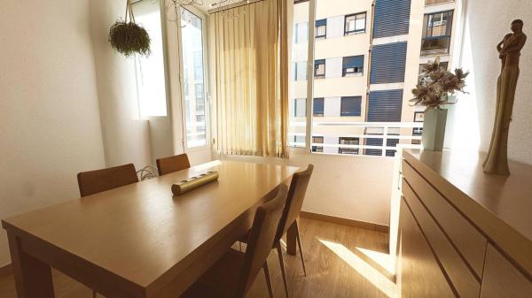 Sale of flat in Piso en Pueblo Levante, Benidorm, Benidorm
thumbnail 3