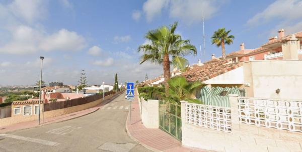 Independent chalet for sale in Casa o chalet en Calle del Lligabos, Bonalba-Cotoveta, Mutxamel, Mutxamel
photo 1