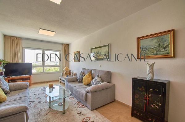 Sale of flat in Piso en Calle de Sant Joan Bosco, 33, Campello Pueblo, El Campello, El Campello
thumbnail 1