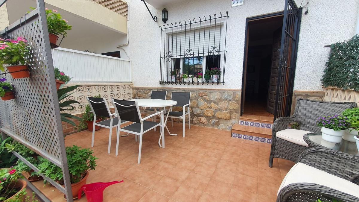 Venta de chalet independiente en Chalet pareado en Calle Fragata, 83, Torre de la Horadada, Pilar de la Horadada, Pilar de la Horadada
 photo 2