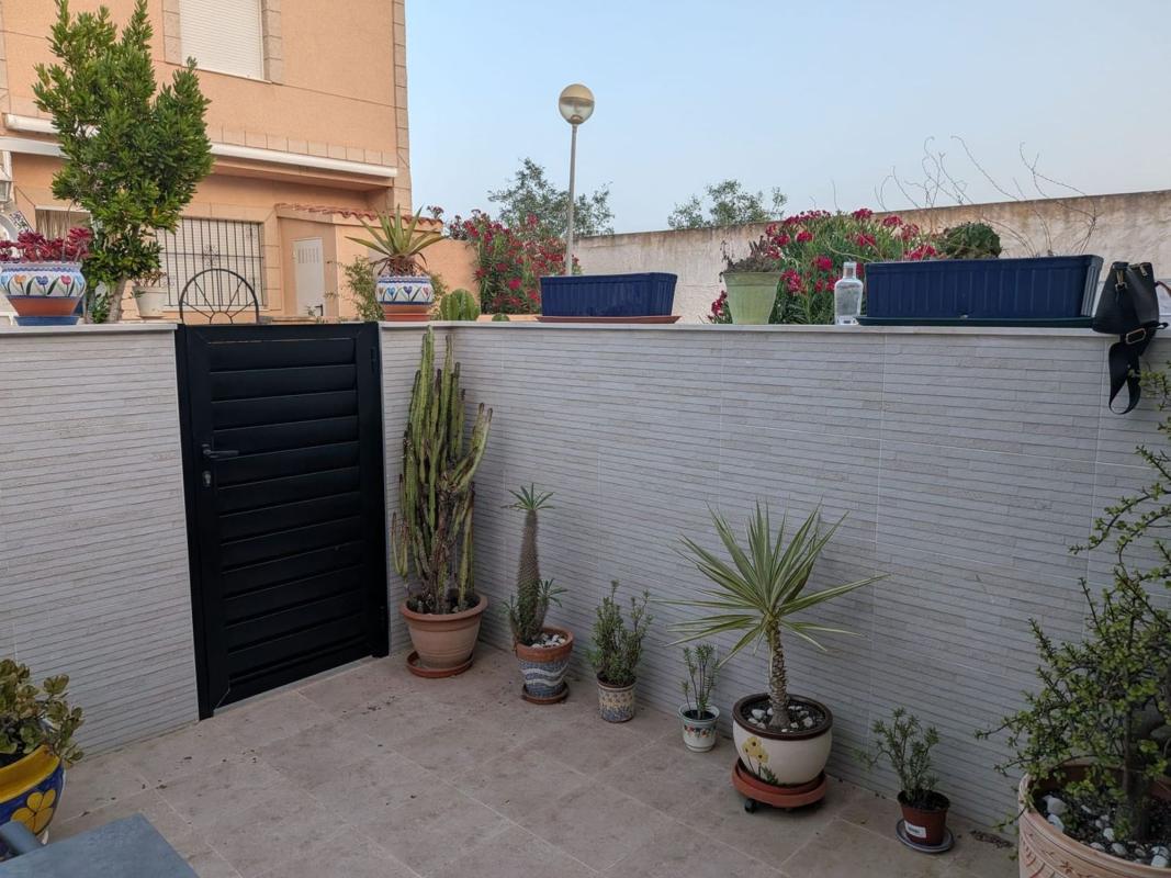 Venta de chalet adosado en Chalet adosado en Urbanización Pinomar, 143, Urbanizaciones, Guardamar del Segura , Guardamar del Segura photo 3