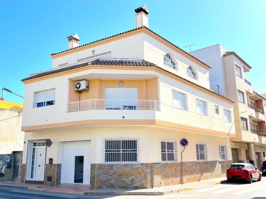 Sale of independent chalet in Casa o chalet independiente en Calle Camilo José Cela, Centro, Rojales, Rojales
photo 1