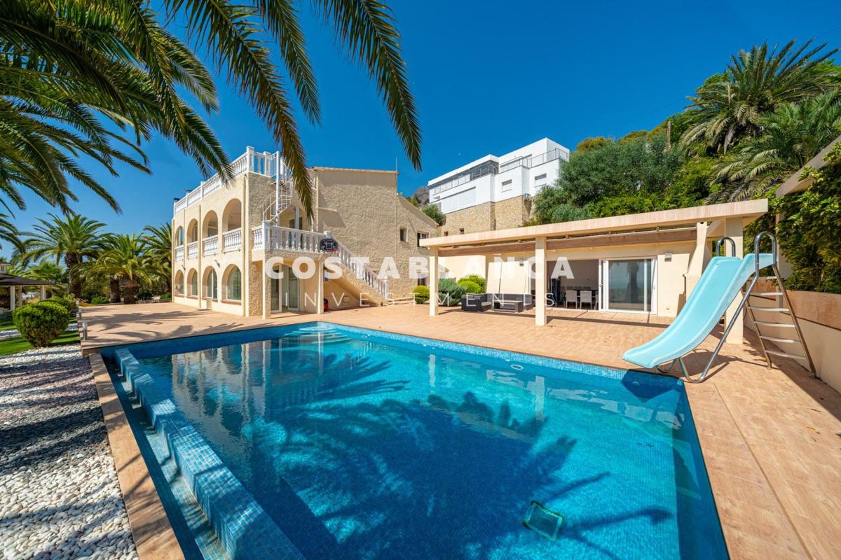Venta de chalet independiente en Casa o chalet en Partida Tosal de la Cometa, Cometa-Carrió, Calpe, Calpe
photo 2