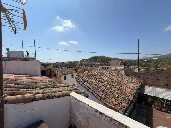 Casa de pueblo en Calle Sant Ferran, Casco urbano, Polop thumbnail 3