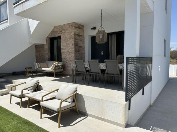 Venta de piso en Piso en Calle Reina Victoria, 45, Mil Palmeras, Pilar de la Horadada, Pilar de la Horadada
 photo 2