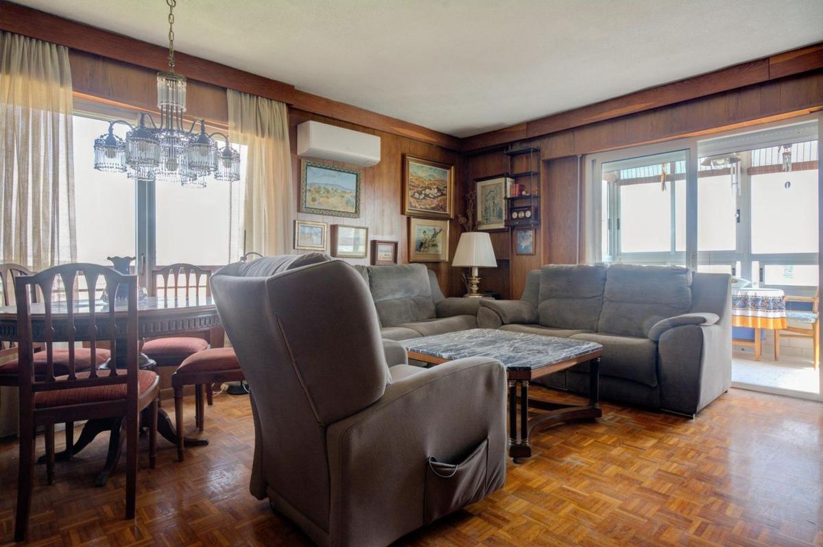 Sprzedaż mieszkania w Piso en Calle Hondón de las Nieves, 3, San Blas, Alicante / Alacant, Alicante / Alacant
 photo 2