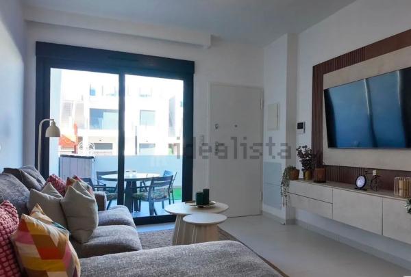 Sale of flat in Piso en Calle Chopin, 10, Centro, San Miguel de Salinas, San Miguel de Salinas
thumbnail 2