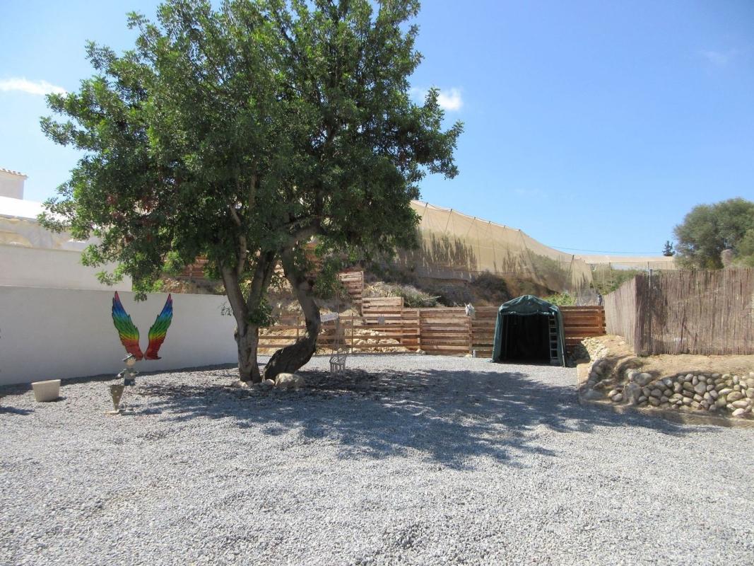 Terreno en venta en La Nucia, Alicante photo 2