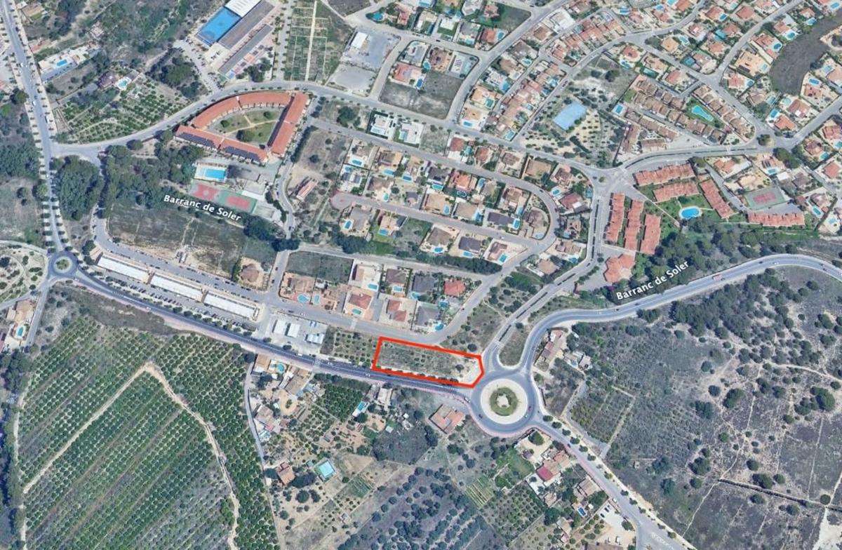 Terreno en venta en Alfaz del Pi, Alicante photo 4