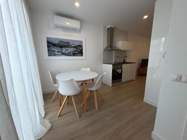 Venta de piso en Piso en Calle Costera de la Fàbrica, 28, San Antón, Alicante / Alacant, Alicante / Alacant
thumbnail 2