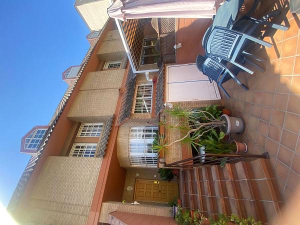 Chalet adosado en venta en  Chalet adosado en Tridente, Del, 18, Cabo de las Huertas, Alicante / Alacant , Alicante / Alacant photo 2