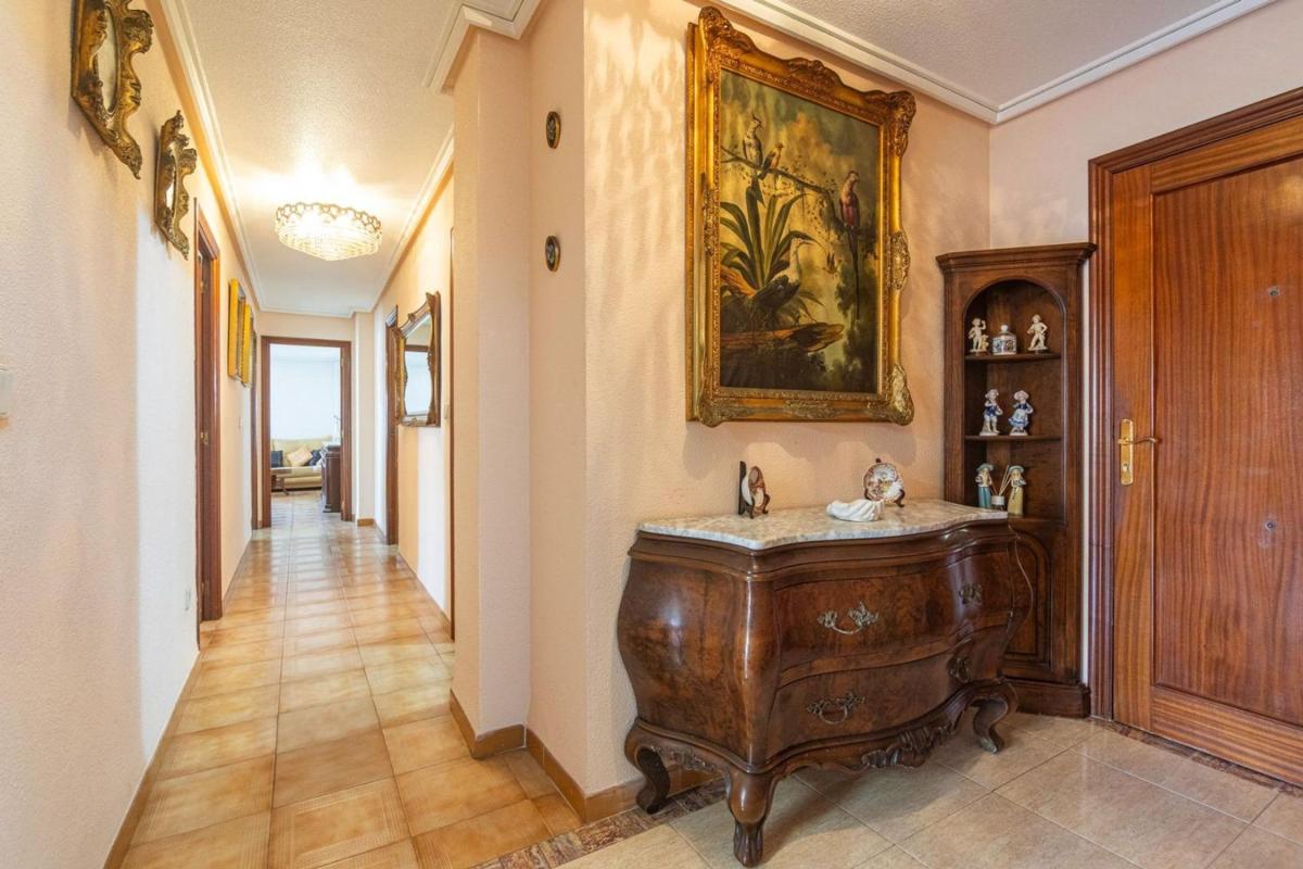 Venta de piso en Piso en Avenida en Joan Carles I, 26, Centro, Elche / Elx, Elche / Elx
photo 2