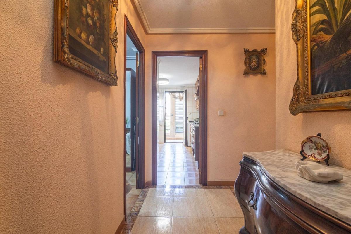 Venta de piso en Piso en Avenida en Joan Carles I, 26, Centro, Elche / Elx, Elche / Elx
photo 3