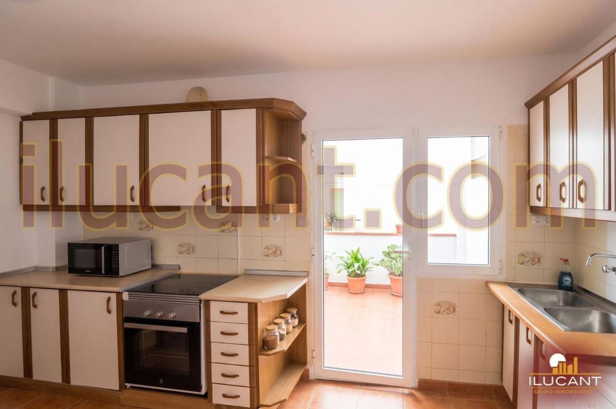 Venta de piso en Piso en Campoamor, Alicante / Alacant, Alicante / Alacant
photo 2