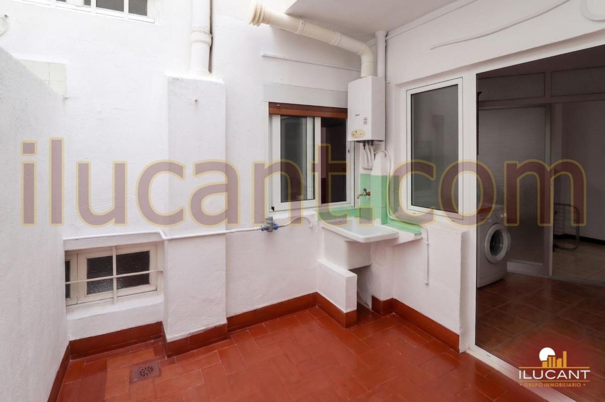 Venta de piso en Piso en Campoamor, Alicante / Alacant, Alicante / Alacant
photo 5