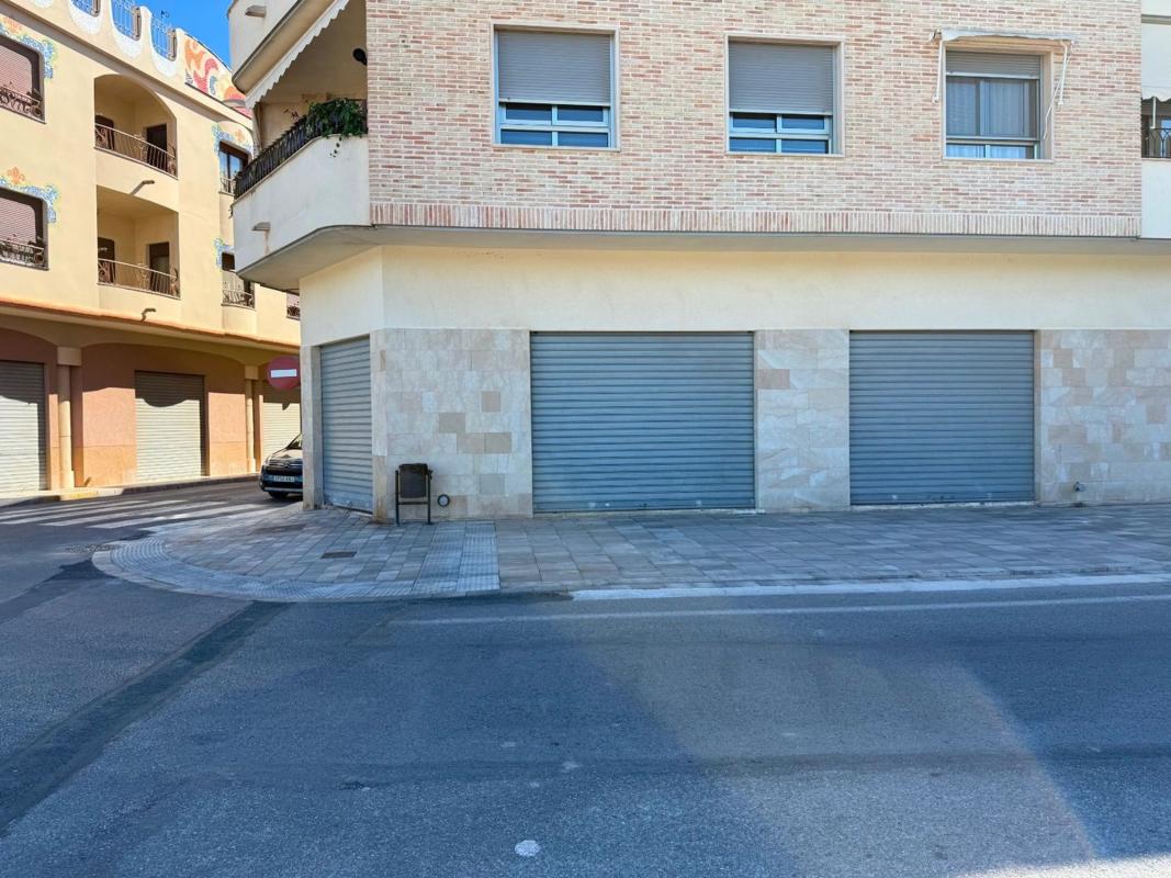 Propiedades en venta y alquiler en España photo 3