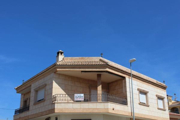 Частный шале на продаже в Casa o chalet independiente en Calle mayor, 47, Algorfa, Алгорфа photo 1