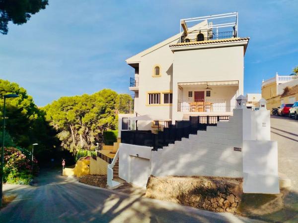 Chalet independiente en venta en Casa o chalet en Calle Serra Puig Campana, 30, Montebello - Nou Espai, La Nucia, La Nucia
 photo 1
