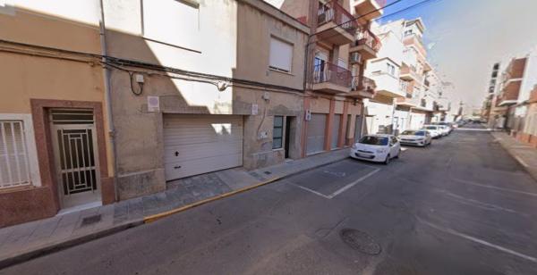 Chalet independiente en venta en Casa o chalet en Calle la Paz, Plaza Castelar - Mercado Central, Elda, Elda
 photo 3