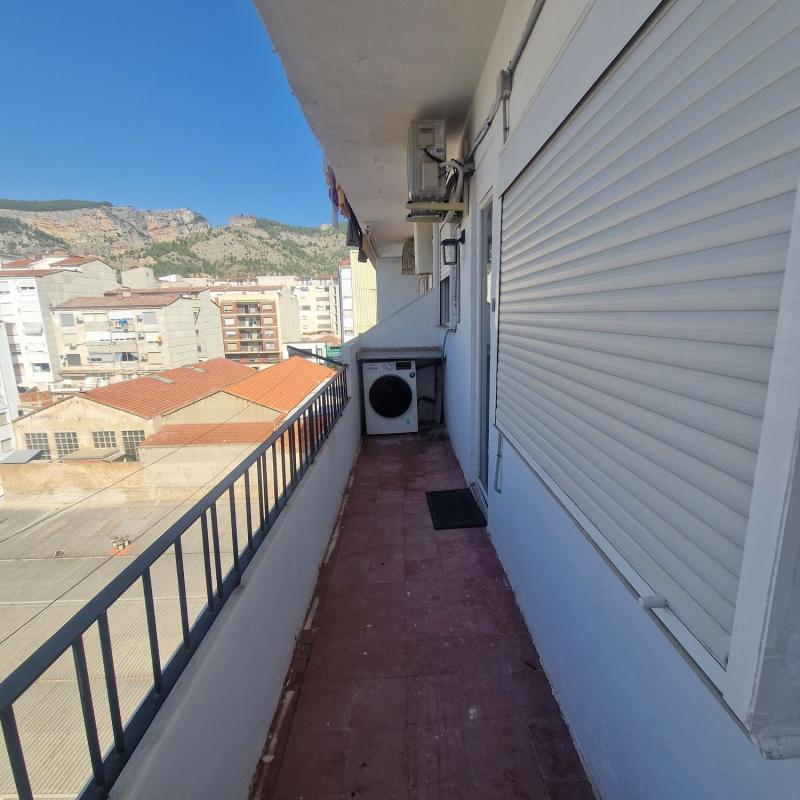 Продажа квартиры на Piso en Maestro Laporta, 5, Barri Zona Nord, Alcoy / Alcoi, Алкой
photo 5