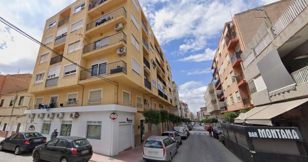 Venta de piso en Piso en Calle Murillo, Fraternidad, Elda, Elda
thumbnail 2