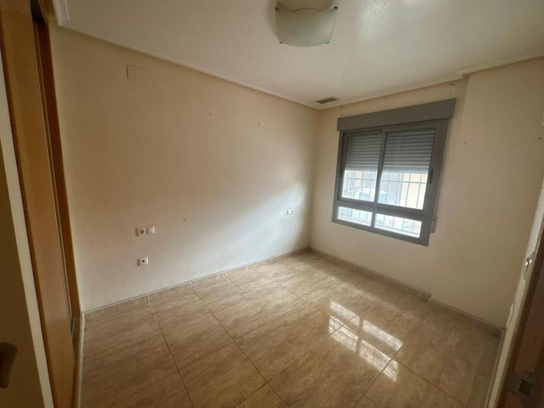 Venta de piso en Piso en Calle Sant Pere, Las Viñas, Guardamar del Segura, Guardamar del Segura
 photo 3