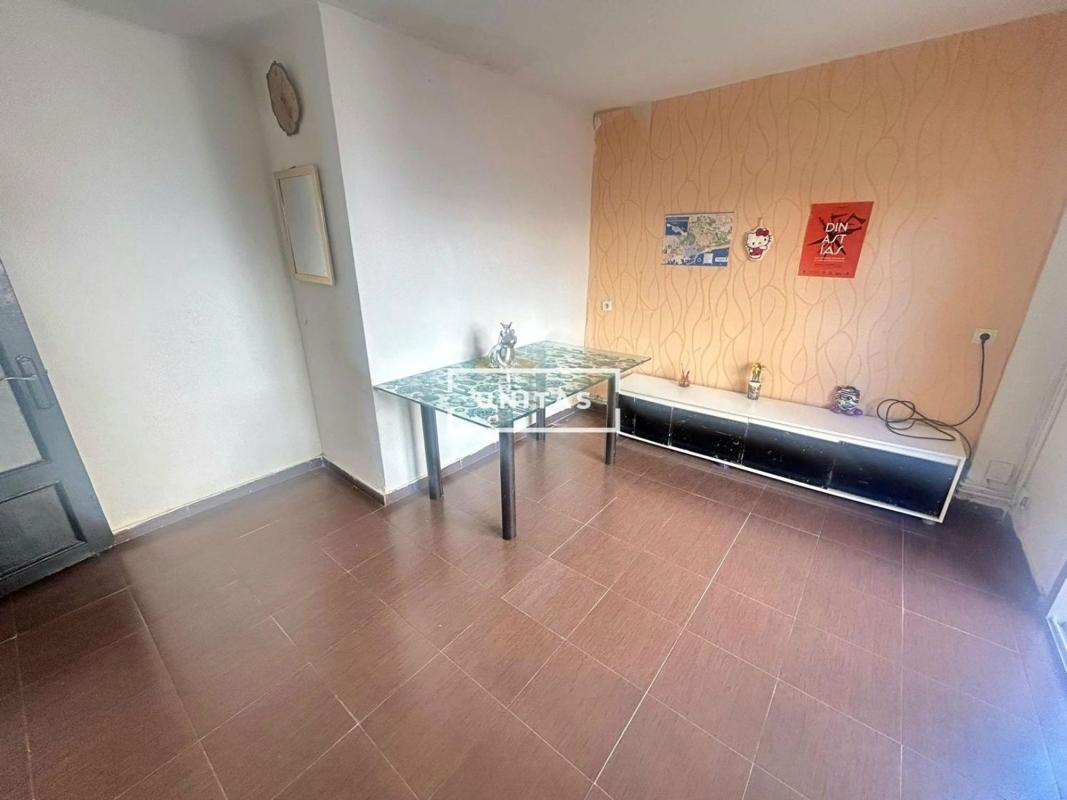 Venta de piso en Piso en Colonia Requena - Virgen del Carmen, Alicante / Alacant, Alicante / Alacant
 photo 3