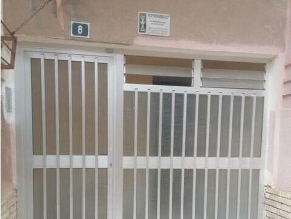 Chalet independiente en venta en Casa o chalet en Calle Benimantell, Juan XXIII, Alicante / Alacant, Alicante / Alacant
 photo 3