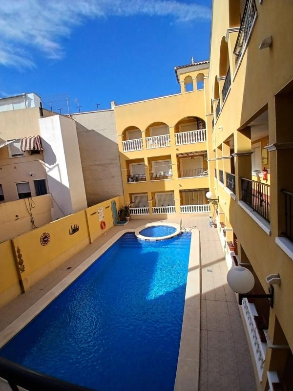 Sale of apartment in Piso en Avenida de la Libertad, Rafal, Rafal
photo 3
