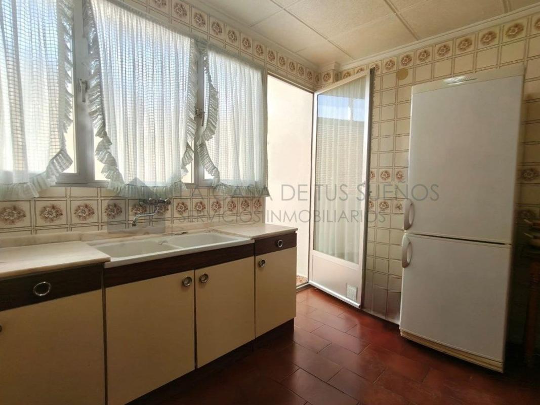 Sale of apartment in Piso en Calle Honduras, Sax, Sax
photo 4