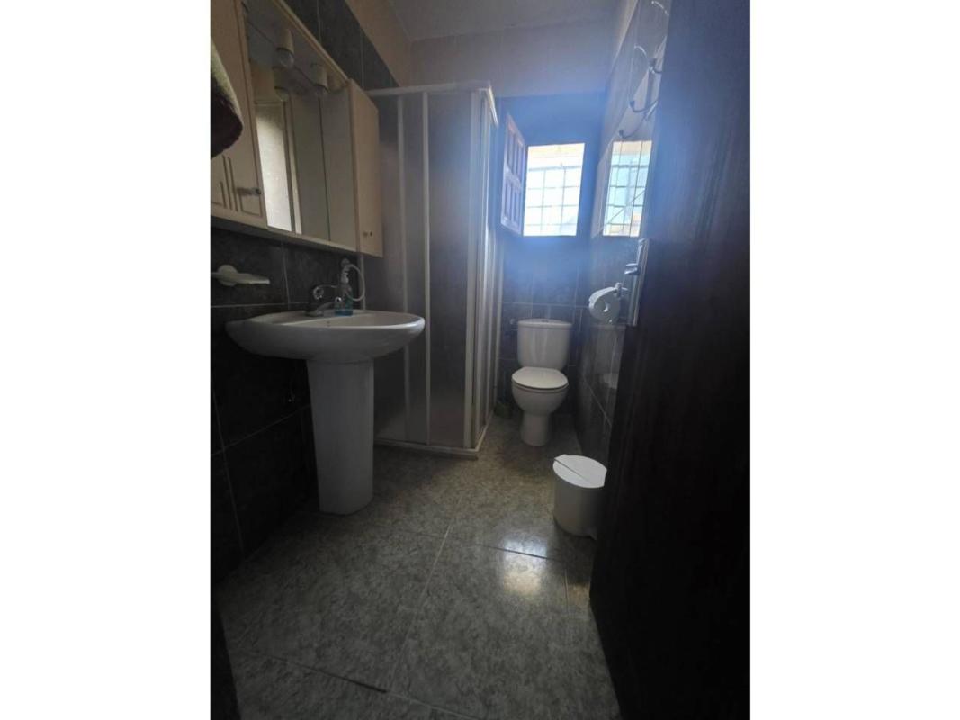 Продажа отдельного шале в  Casa o chalet en Carretera Encebras, Pinoso, Пиносo photo 3