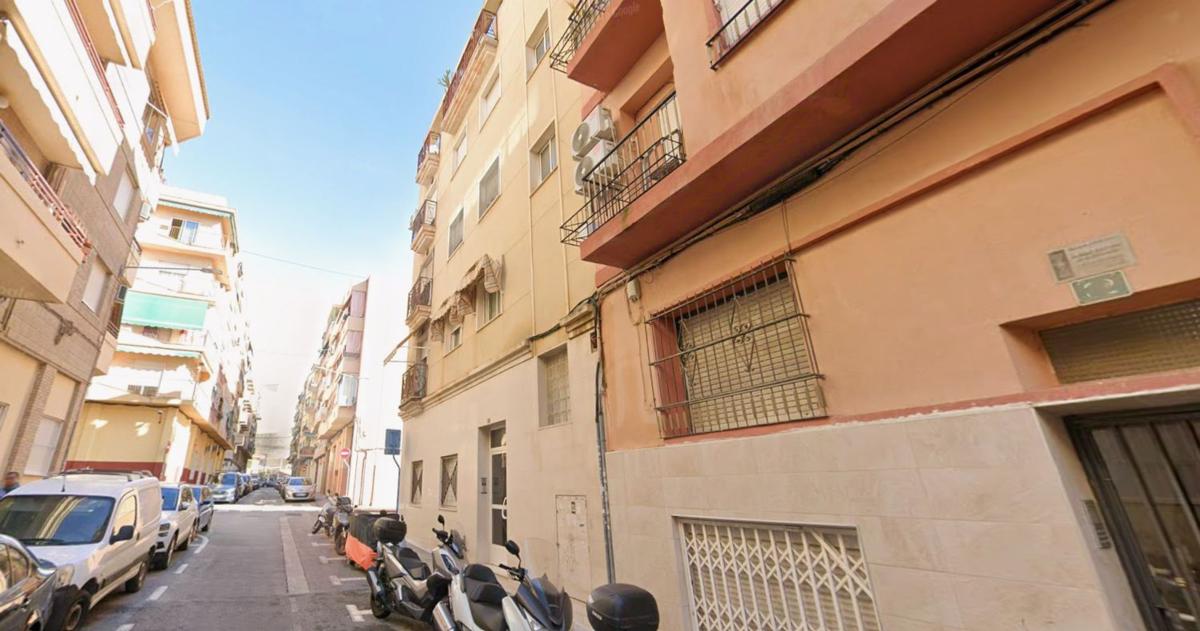 Venta de chalet independiente en Casa o chalet en Calle General Navarro, Altozano, Alicante / Alacant, Alicante / Alacant
photo 1