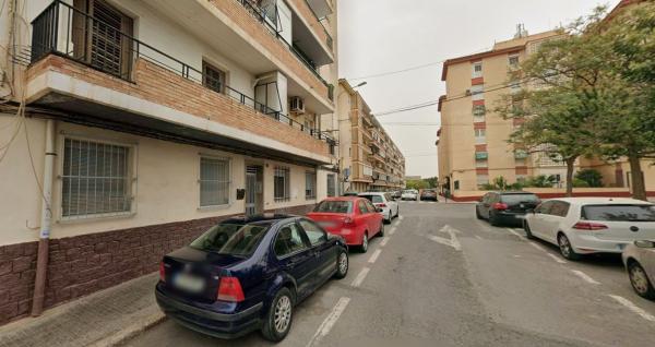 Chalet independiente en venta en Casa o chalet en Plaza de las Escuelas, Virgen del Remedio - Parque lo Morant, Alicante / Alacant, Alicante / Alacant
 photo 3