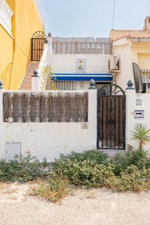 Частный шале на продаже в Casa o chalet independiente en San Fulgencio, Сан-Фульхенсио photo 1