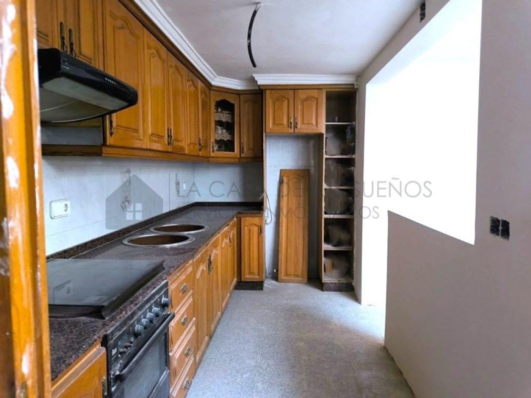 Sprzedaż niezależnego domku jednorodzinnego w  Casa o chalet independiente en Calle Ciclista Barcel, Sax, Saks photo 2