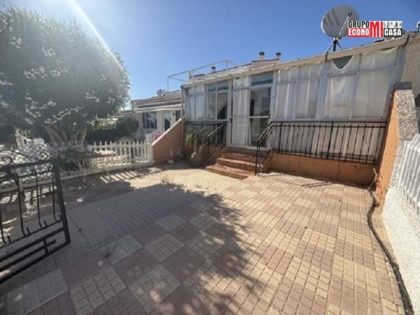 Chalet adosado en venta en Chalet adosado en Rojales Hills - Rosa Bungalows, Rojales , Rojales thumbnail 1