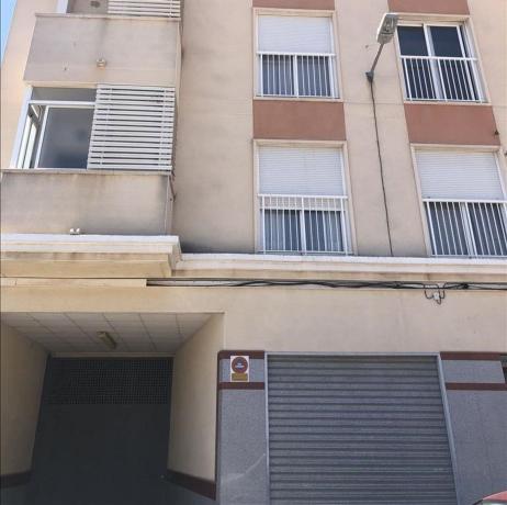 Venta de piso en Piso en Calle Tío Lliura, Las Bayas-Asprillas, Elche / Elx, Elche / Elx
photo 1