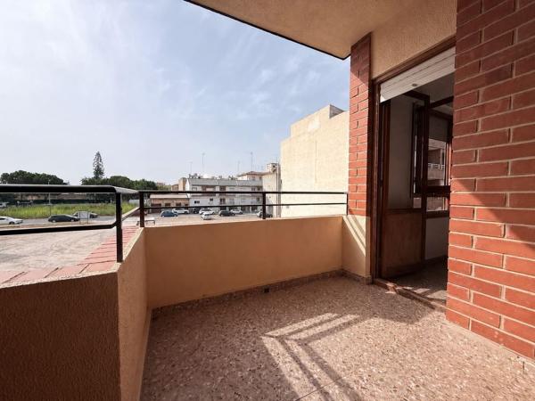Venta de piso en Piso en Calle Comunidad Valenciana, Almoradí, Almoradí
photo 1