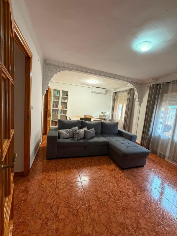 Продажа квартиры на Piso en Calle los Pueblos, Virgen del Remedio - Parque lo Morant, Alicante / Alacant, Аликанте / Алакант
photo 2