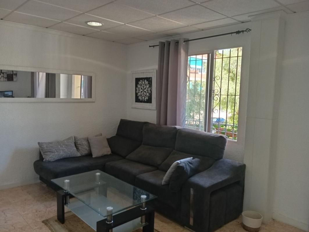 Venta de piso en Piso en Calle Sierra Maigmó, 1, Virgen del Remedio - Parque lo Morant, Alicante / Alacant, Alicante / Alacant
photo 5