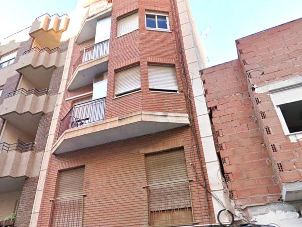 Venta de piso en Piso en Calle Monserrate Guilabert Valero, Carrús Oeste, Elche / Elx, Elche / Elx
 photo 3