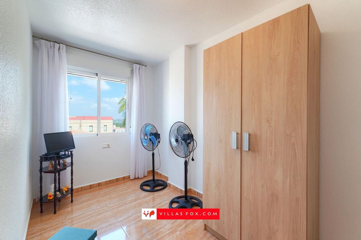 Sale of apartment in Piso en Calle Juan Mateo Box, Centro, San Miguel de Salinas, San Miguel de Salinas
 photo 5